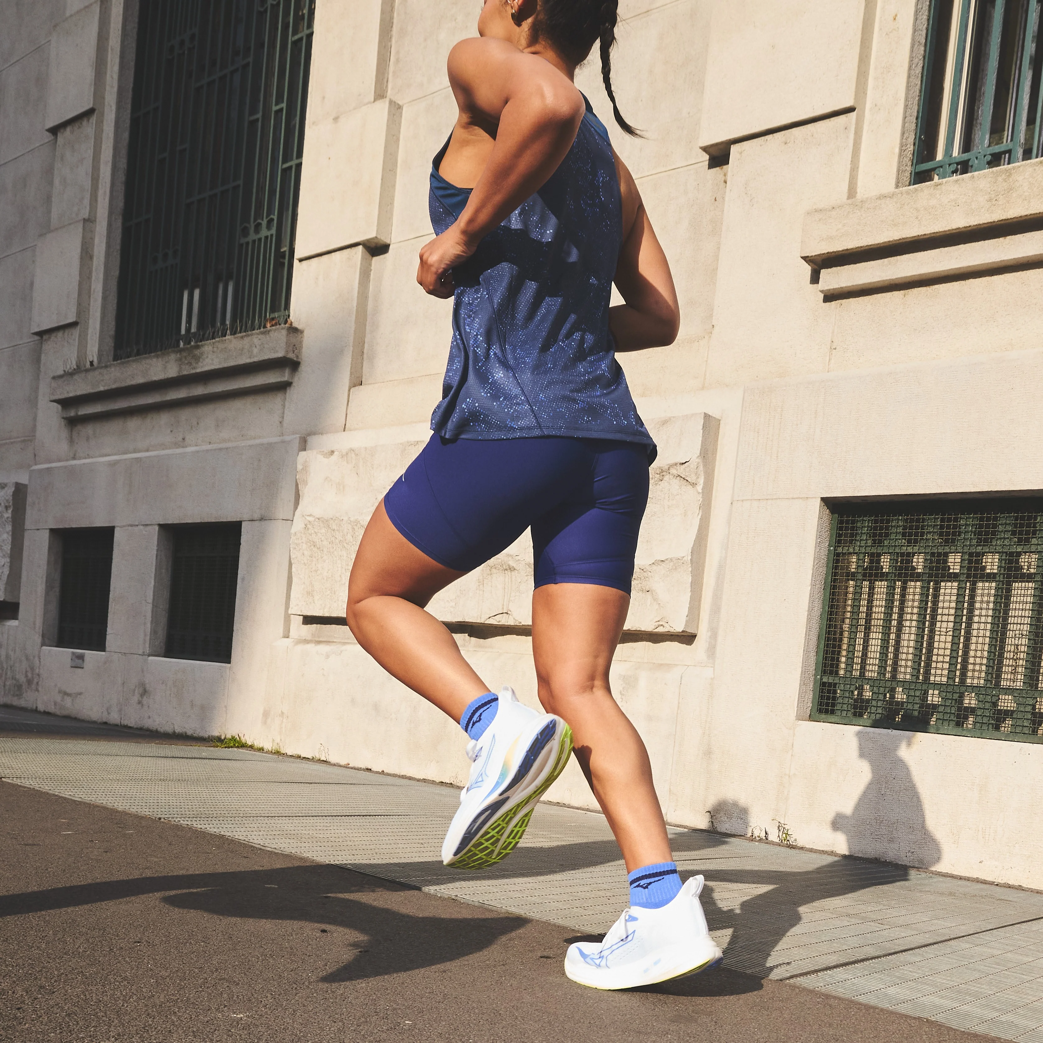 Mizuno Neo Zen 2 | White / Ultramarine / Lightning Yellow | Womens - Ekiden Sports