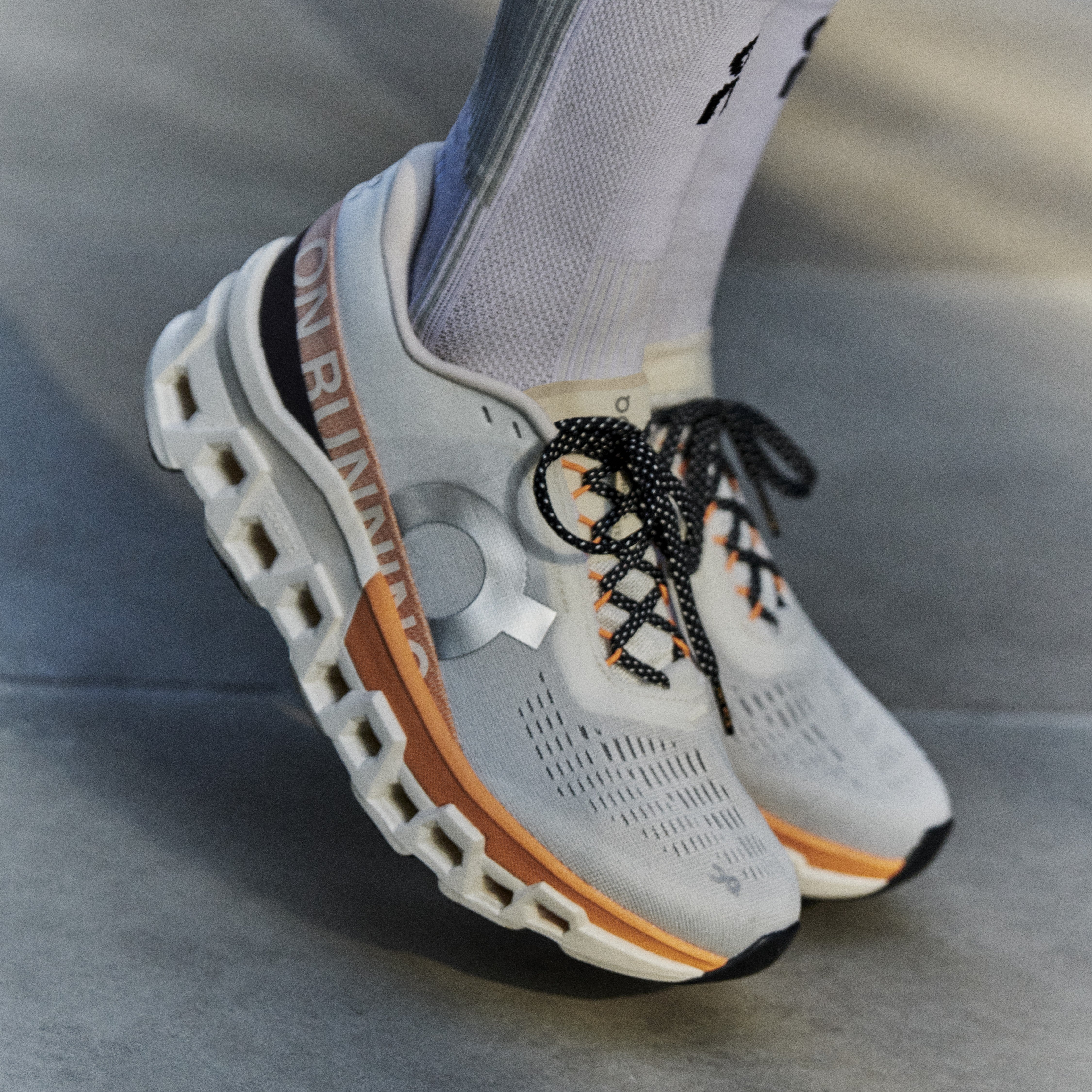 On Cloudmonster 2 | Glacier / Tangerine | Mens - Ekiden Sports
