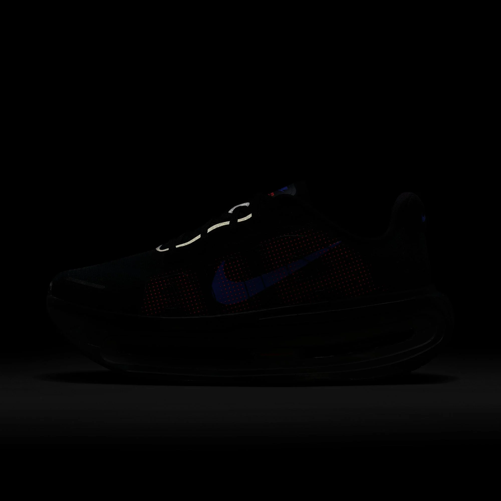Nike Vomero Premium | Black Sapphire / Hot Lava / Anthracite | Womens - Ekiden Sports