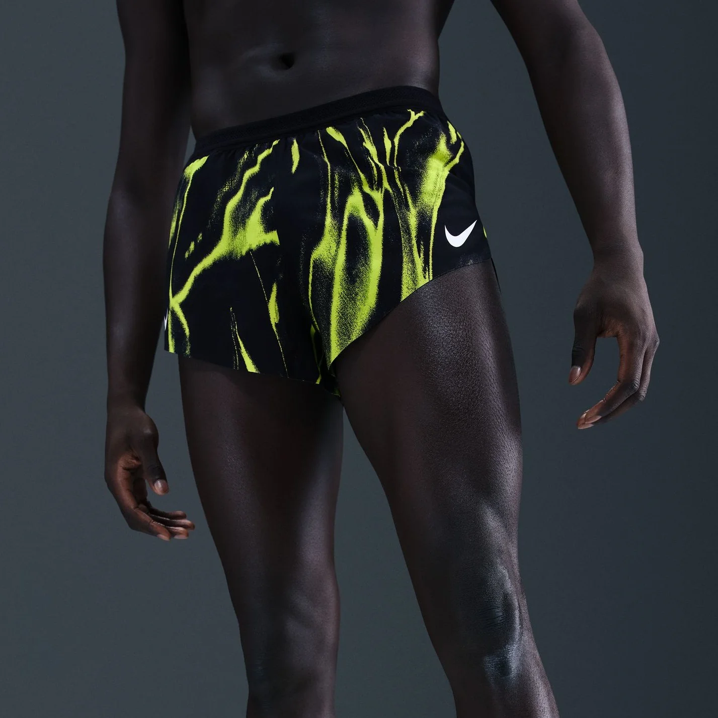 Nike AeroSwift Elite Entry Shorts | Volt / White | Mens - Ekiden Sports