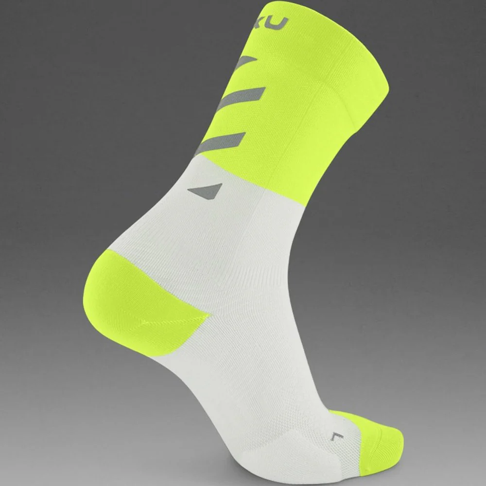 2XU Vectr Reflective Socks | Light Cushion | Crew Length | White / Volt - Ekiden Sports