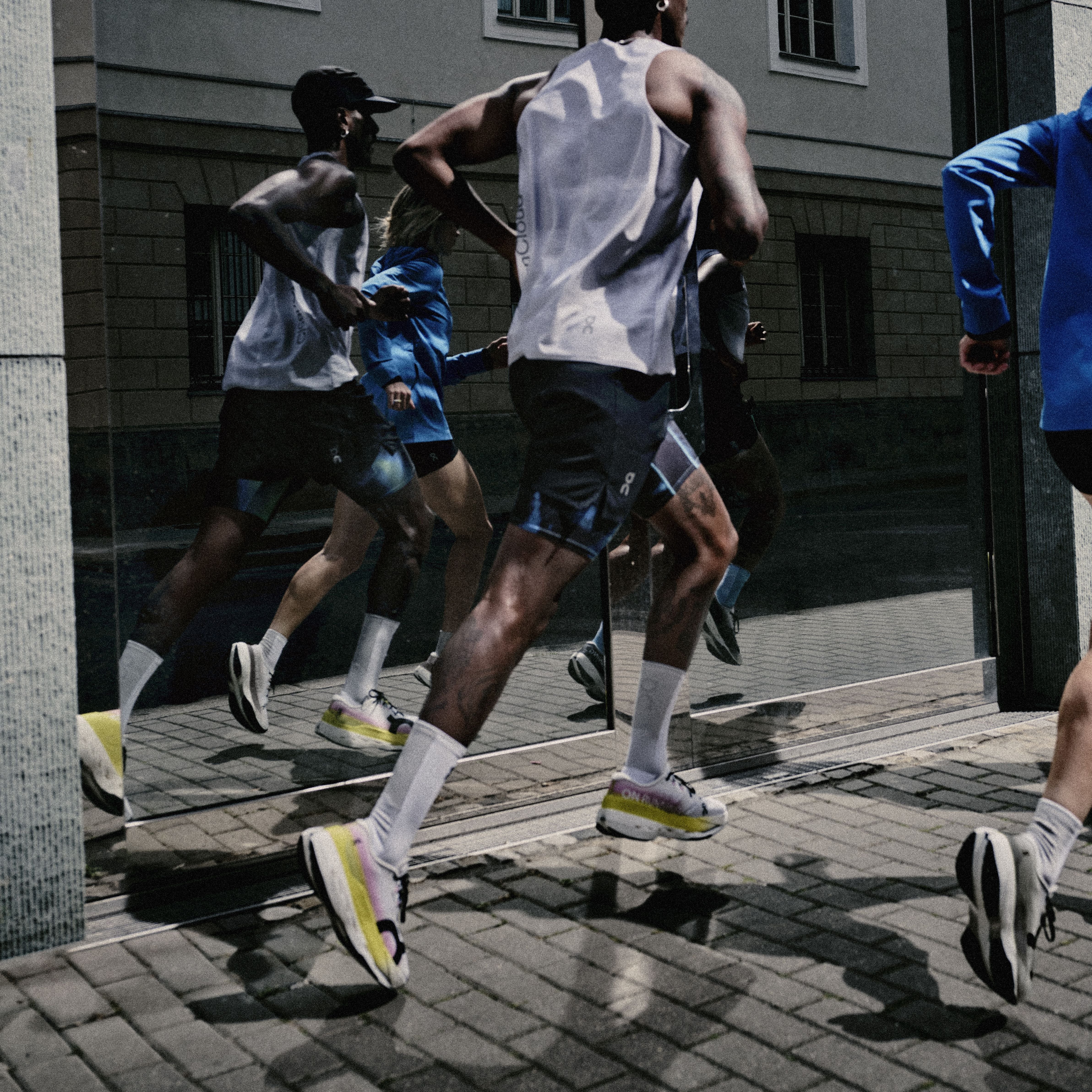 On Cloudboom Max | Lime / Raspberry | Mens - Ekiden Sports