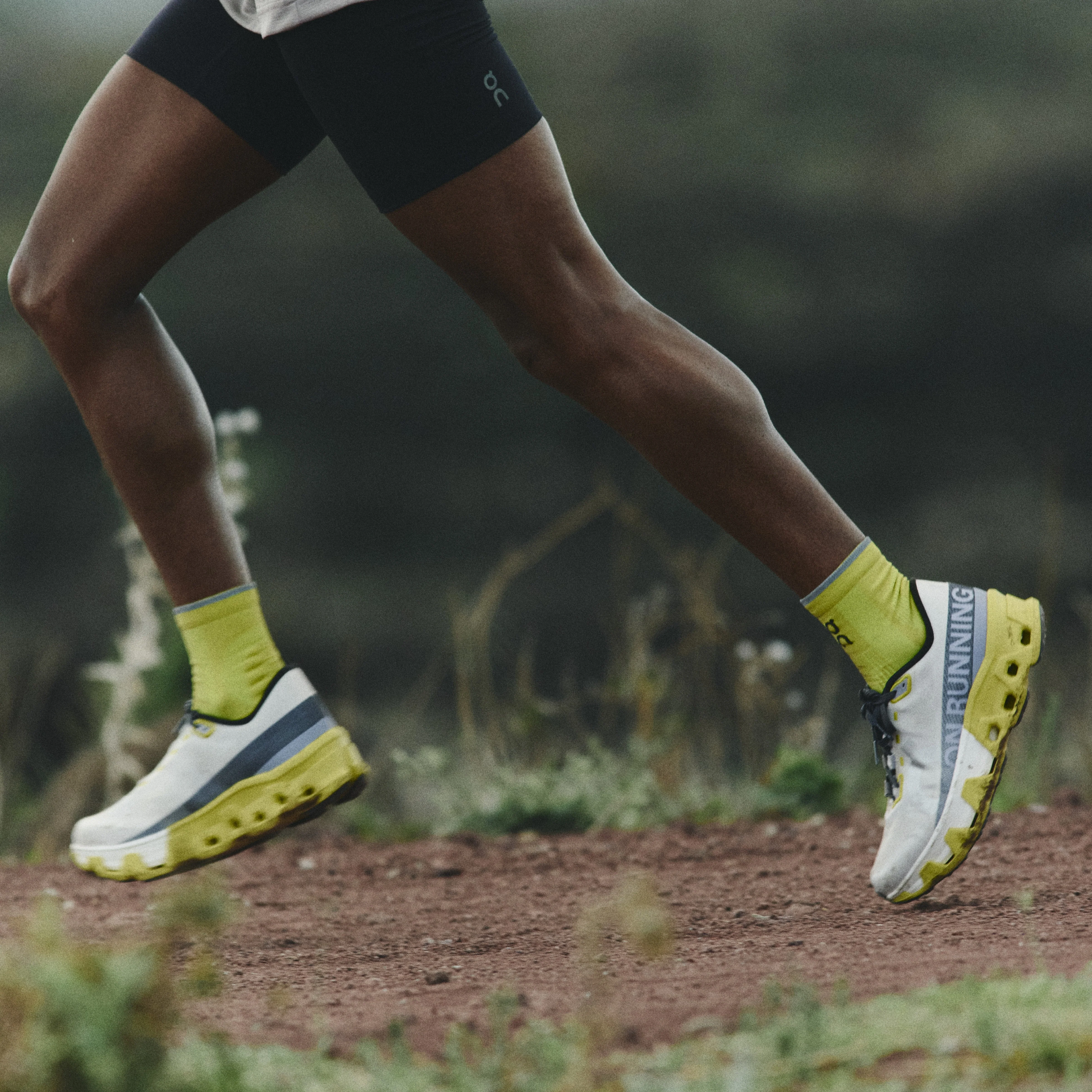 On Cloudmonster Hyper | Dew / Lime | Womens - Ekiden Sports