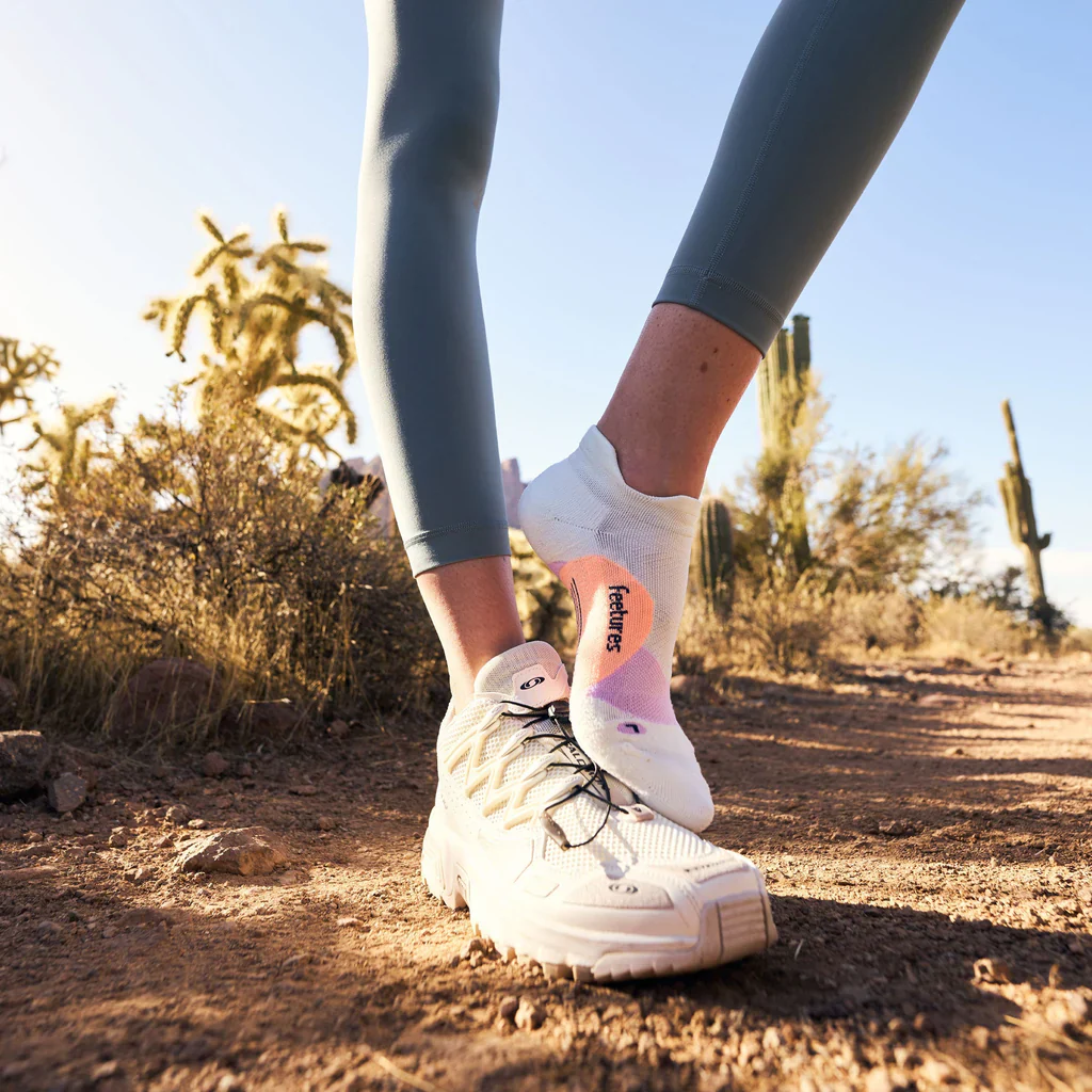 Feetures Elite | Light Cushion | No Show Tab | Crisp Mint - Ekiden Sports