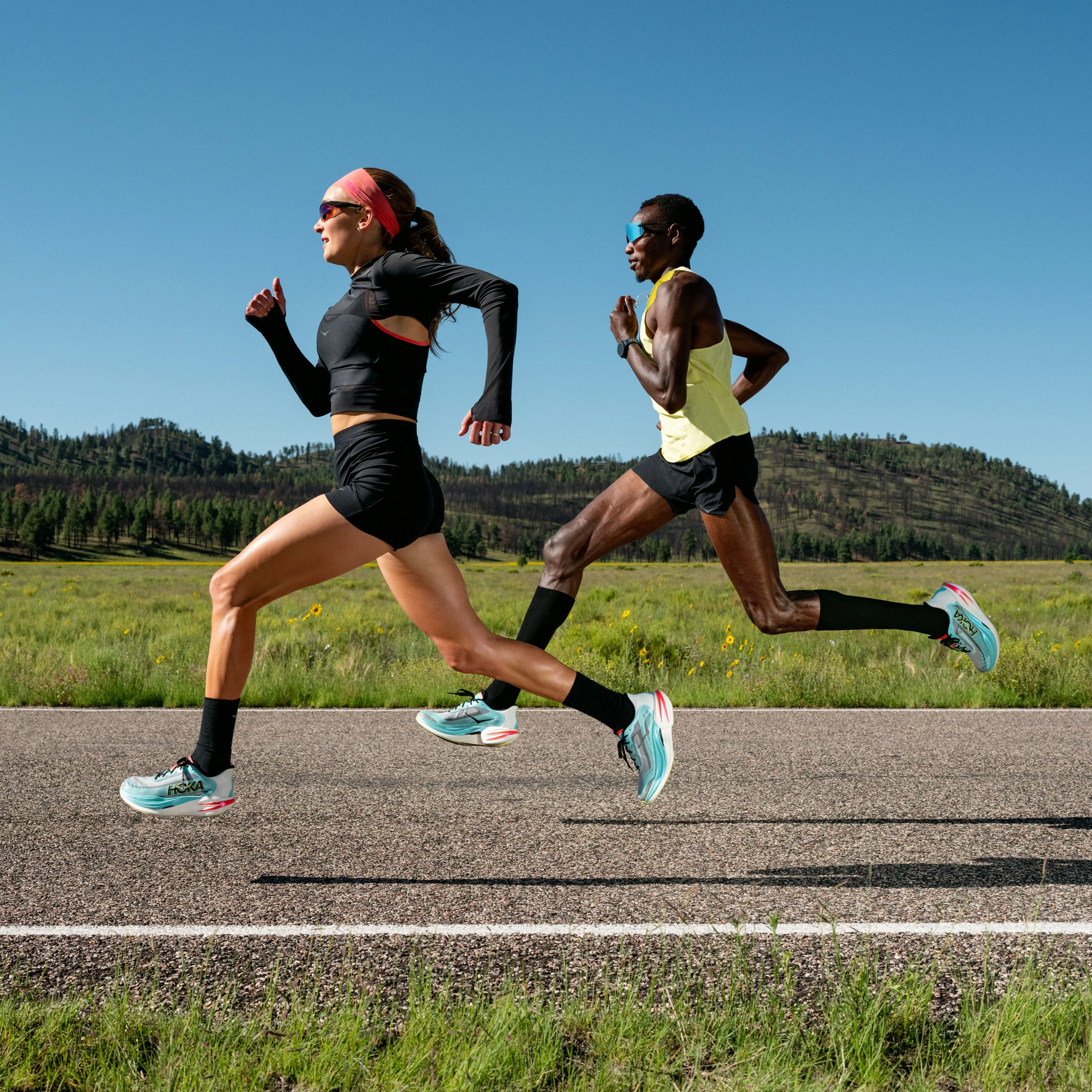 Hoka Cielo X1 2.0 | Frost / Black | Unisex - Ekiden Sports